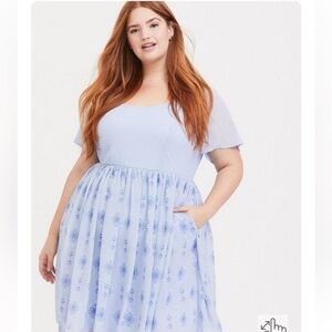 Torrid Disney Frozen 2 Elsa Snowflake Light Blue Chiffon Dress- RARE